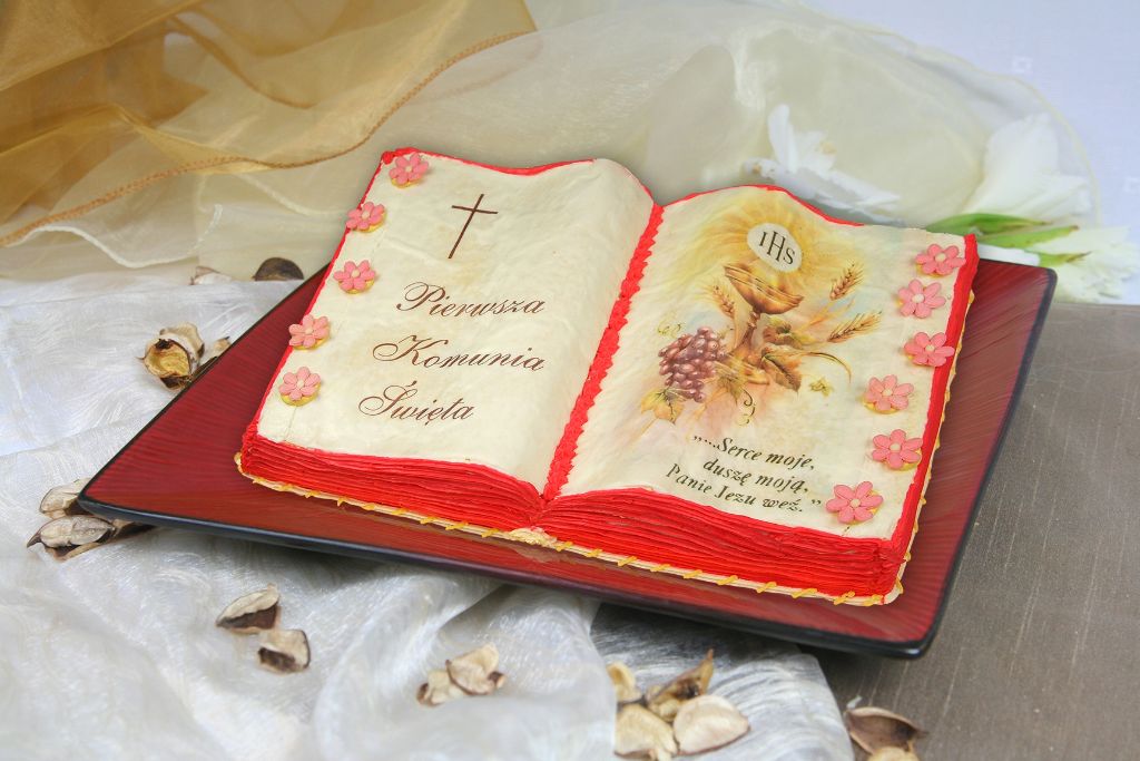 Tort artystyczny "księga komunijna"